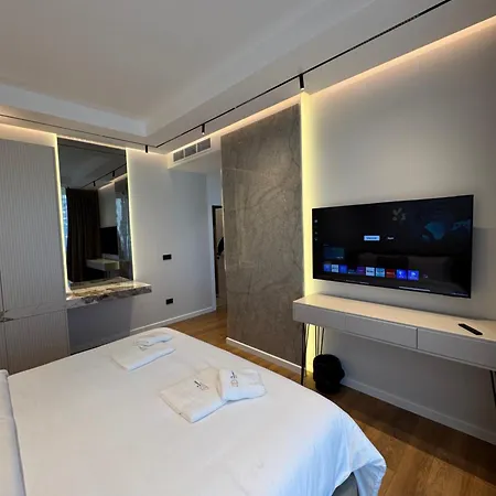The Metropolitan Apartment
