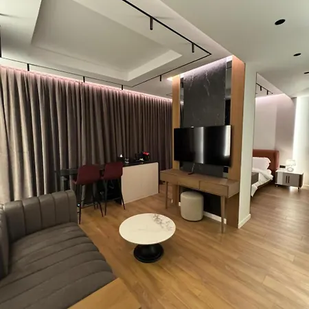 The Metropolitan Apartment *