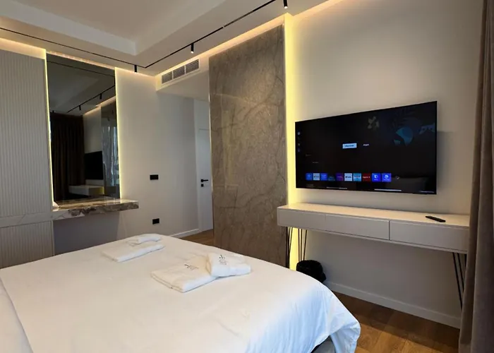 The Metropolitan تيرانا