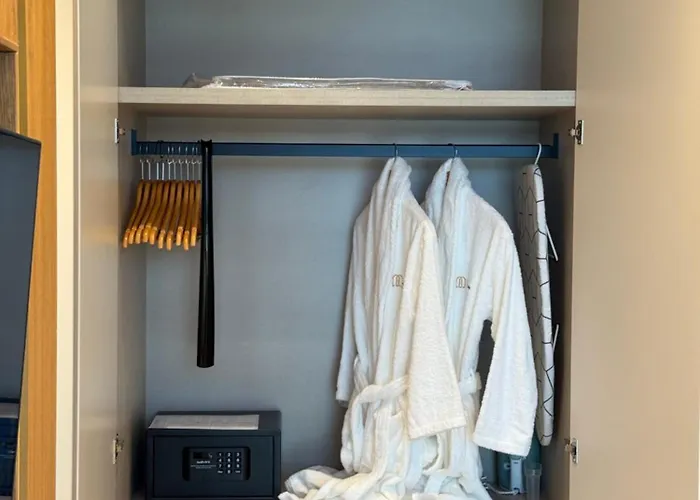 The Metropolitan شقة *